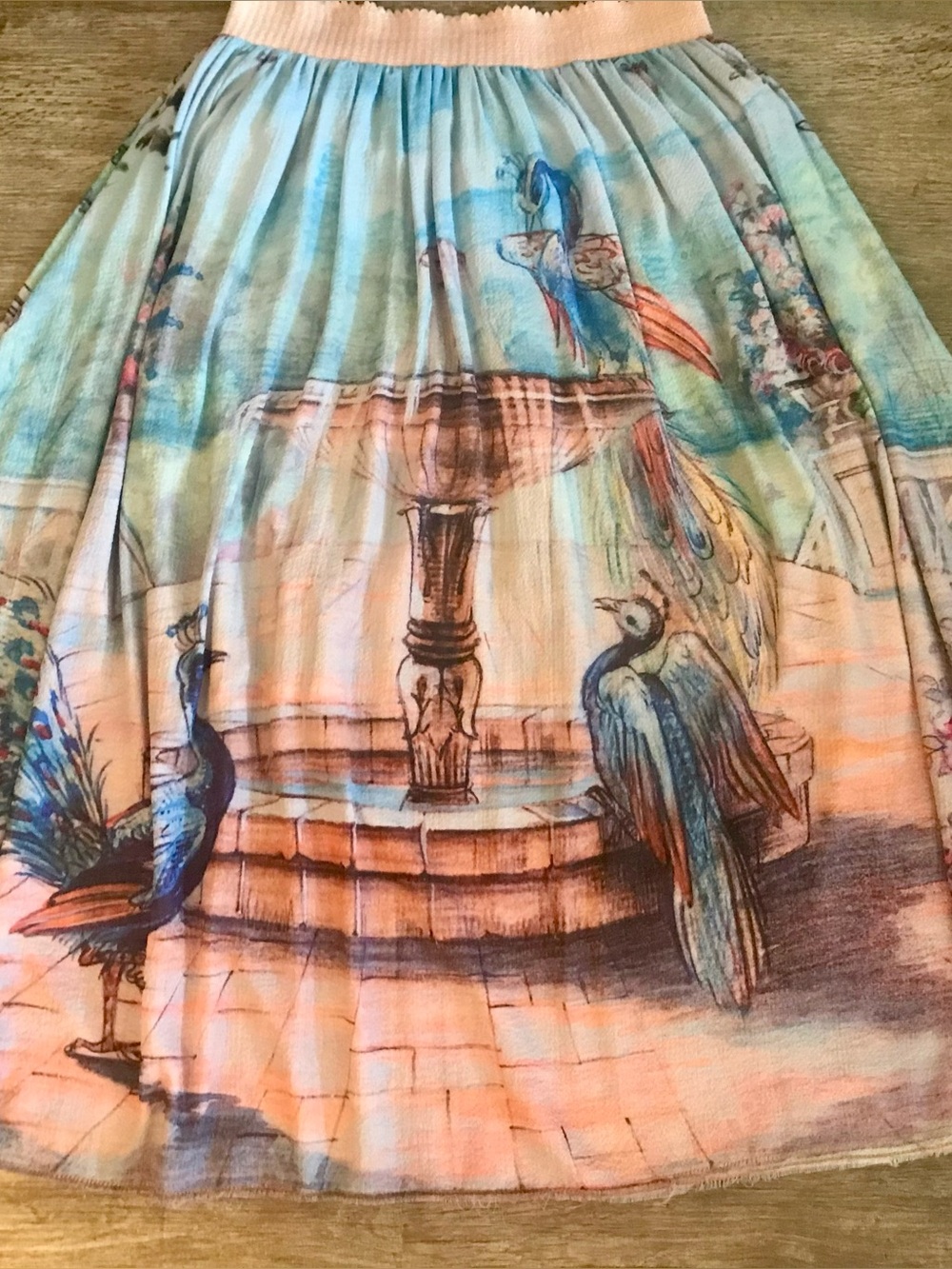 Arratta skirt with Peacocks and fountains 
Pastel turquoise. New with tags
